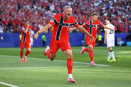 
				Sem Haaland e Odegaard, Noruega enfrenta França na Copa do Mundo
			
			