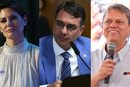 
				Tarcísio prega paz entre Flávio e Michelle: "Vão chegar no entendimento"
			
			