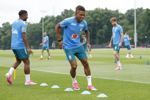 
				Treino da Seleção Brasileira visando o Japão; confira imagens
			
			