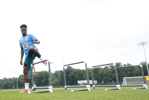 
				Treino da Seleção Brasileira visando o Japão; confira imagens
			
			