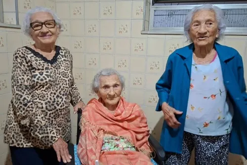 
				Três brasileiras formam o trio de irmãs mais velhas do mundo
			
			