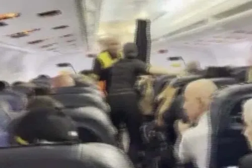 
				Vídeo flagra pânico em avião durante terremotos na Venezuela
			
			