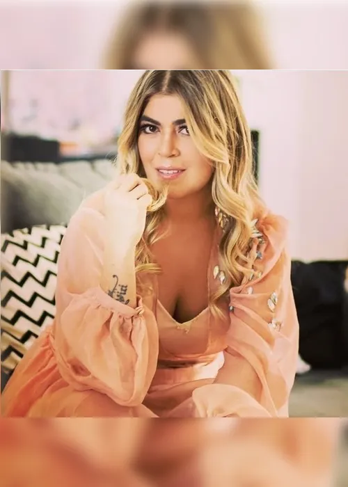 
				Bruna Surfistinha da vida real estreia em plataforma adulta enquanto Deborah Secco prepara volta ao cinema
			
			