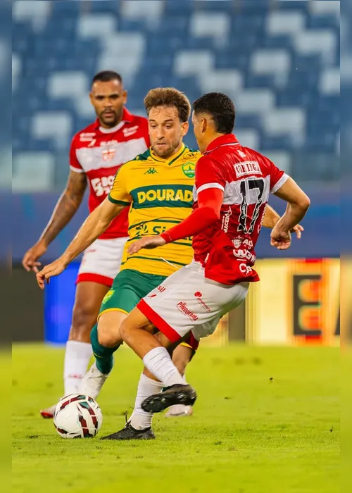 
				CRB iguala pior marca da década e sofre 17 gols em 11 rodadas da Série B
			
			