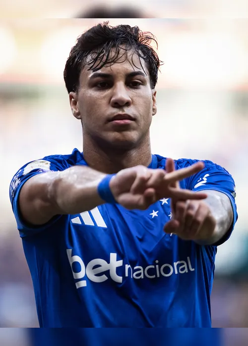 
				Cruzeiro leva susto no fim, mas vence a Chapecoense no Mineirão
			
			