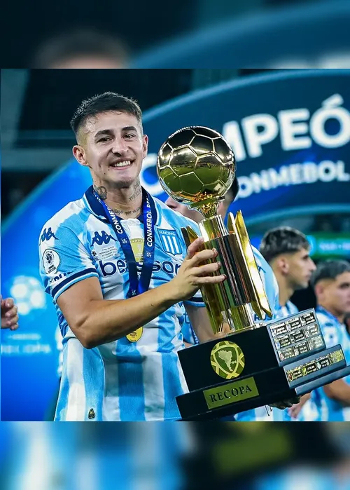 
				Em Belo Horizonte, Rojas se apresenta para torcida do Cruzeiro: 'Gosto de atacar'
			
			