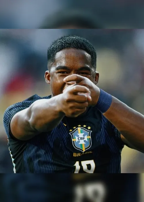 
				Endrick ganha milhares de seguidores, lidera buscas na internet e vira queridinho da torcida brasileira
			
			