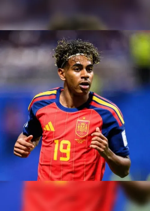 
				Lamine Yamal diz que Neymar é seu ídolo, mas 'Messi é o melhor de todos'
			
			