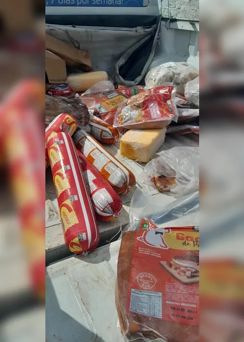
				Mais de 800 kg de alimentos estragados são apreendidos em estabelecimentos no Vergel

			