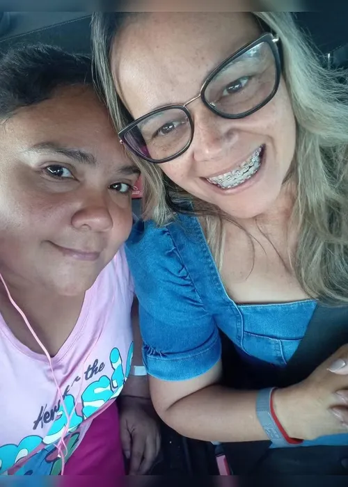 
				Mulher que fingia ter 12 anos já havia enganado nutricionista por 45 dias no Rio
			
			