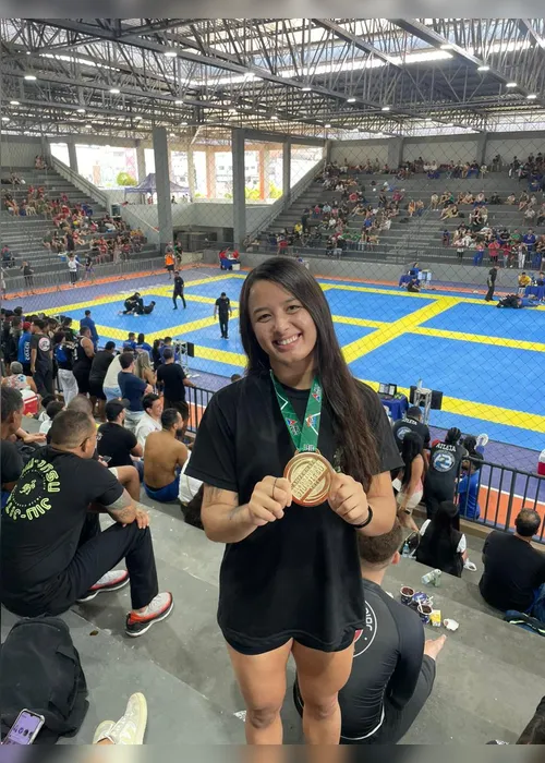 
				Yasmim Sanae promove rifa para custear disputa do Fortaleza International Open
			
			
