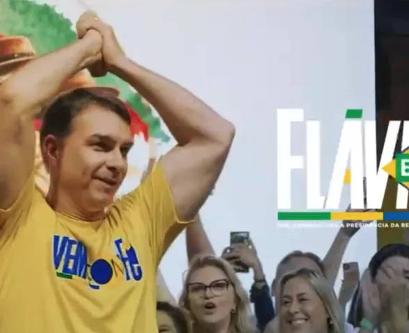 Campanha de Flávio escolhe “Vem com Fé” como tema e lança primeiro jingle