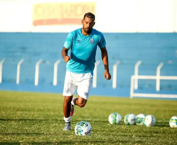 Moacir Júnior aprova contratação de Everton Heleno: “Traz muita experiência”
