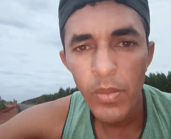 Motociclista morre após ser atingido por carreta em Igreja Nova