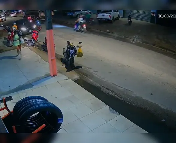 Vídeo revela como ciclista morreu em acidente em Arapiraca; PC procura condutores