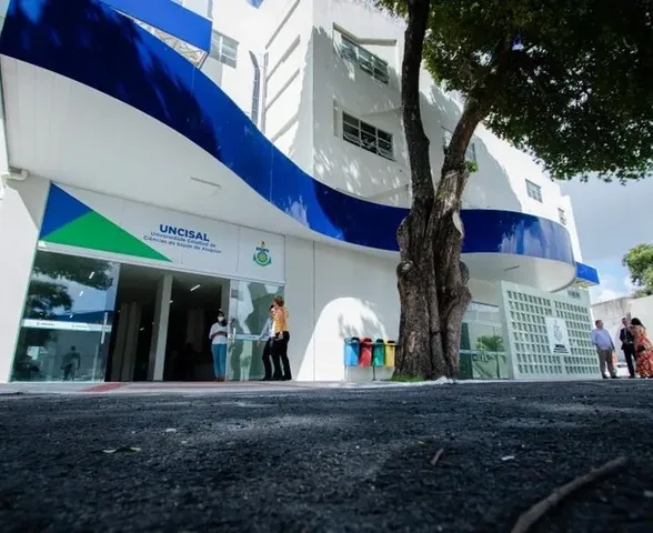 TJ de AL decide nesta semana se 158 alunos continuarão na Uncisal