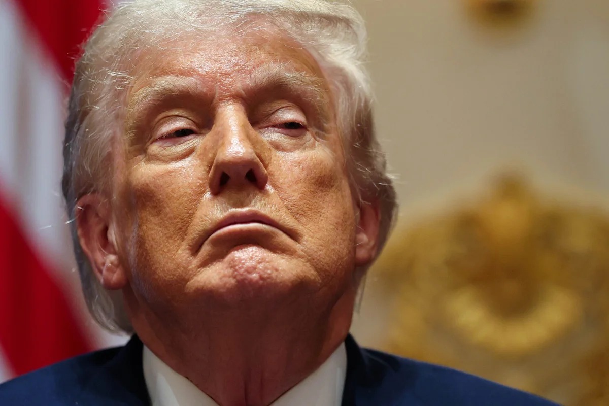 Voo secreto: ameaça de míssil levou Trump a trocar de avião na Turquia