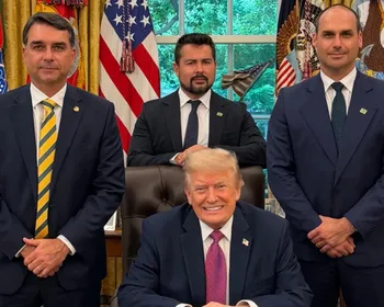 Aliado de Flávio pedirá aos EUA para substituir tarifaço por Lei Magnitsky