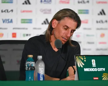 Beccacece anuncia saída do Equador após eliminação para o México