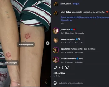 Bruna Marquezine e Sasha Meneghel fazem tatuagens iguais