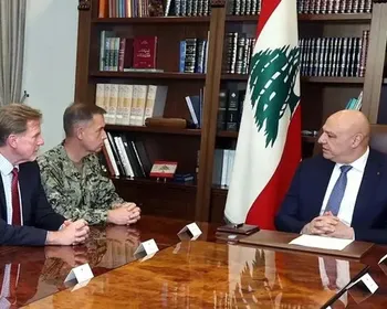 Comandante dos EUA vai ao Líbano na tentativa de desarmar o Hezbollah