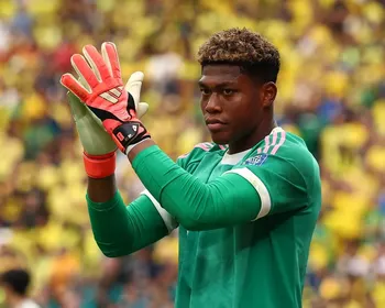 Destaque do Japão na Copa, Zion Suzuki é alvo de clubes da Inglaterra