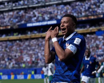 Mbappé se torna o maior artilheiro em mata-matas da Copa do Mundo