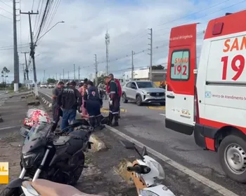 Motociclista perde controle de veículo e sofre acidente na Via Expressa