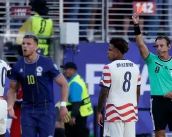 'Não estava à altura do jogo': imprensa dos Estados Unidos critica Raphael Claus