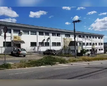 Tortura e nudez: servidor é indiciado por obrigar esposa a usar crack