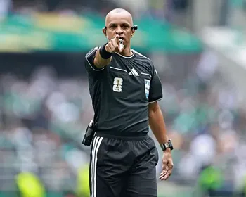 Wilton Pereira apita Holanda x Marrocos e igualará recorde brasileiro em Copas