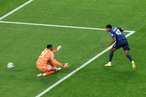 
				A história continua: Cabo Verde empata com Arábia Saudita e avança na Copa
			
			