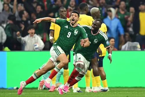 
				Altitude será o 'maior rival' da Inglaterra em duelo decisivo da Copa
			
			