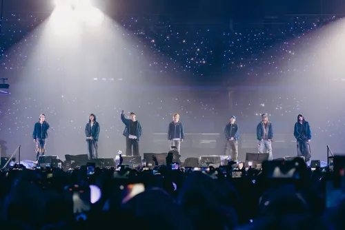 
				BTS anuncia transmissão ao vivo de show em São Paulo nos cinemas
			
			