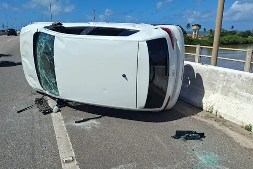 
				Casal de ciclistas é atropelado na Ponte Divaldo Suruagy, em Marechal; mulher fica em estado grave
			
			