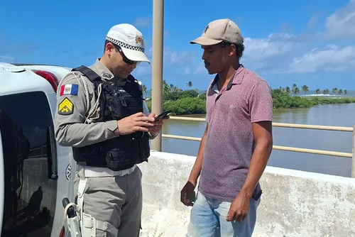 
				Casal de ciclistas é atropelado na Ponte Divaldo Suruagy, em Marechal; mulher fica em estado grave
			
			