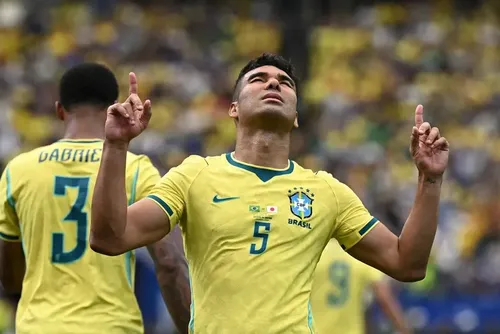
				Casemiro detalha papo com Ancelotti no intervalo e explica vitória do Brasil sobre o Japão
			
			