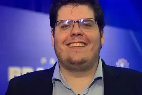 
				CazéTV age no mercado e passará a exibir grandes torneios de tênis, diz colunista
			
			