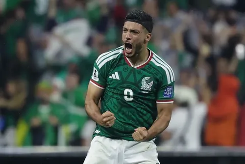 
				Copa: México derrota Equador, avança às oitavas e quebra jejum de 40 anos
			
			