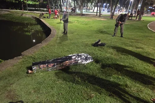 
				Corpo do sexo masculino é resgatado na Lagoa da Anta, em Maceió
			
			