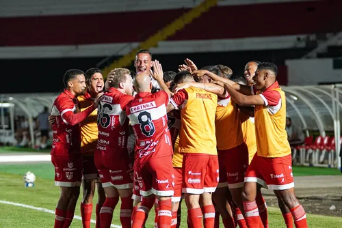
				CRB segura ímpeto do Botafogo e vence com gol de Dadá Belmonte, pela Série B: 1 a 0
			
			