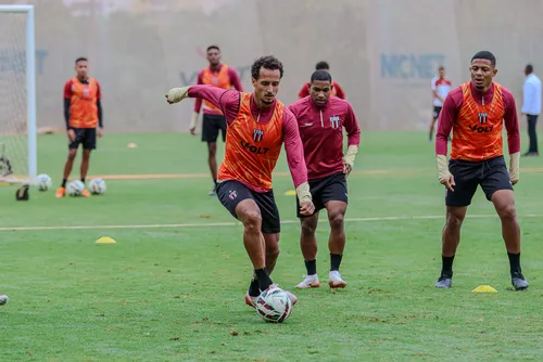 
				CRB tenta encerrar má fase diante do Botafogo-SP, fora de casa
			
			