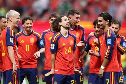 
				Desde o título em 2010, Espanha não sabe o que é vencer em mata-mata
			
			