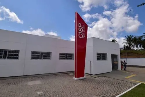 
				Dívida, encontro marcado e morte: homem é preso suspeito de homicídio em Feira Grande
			
			