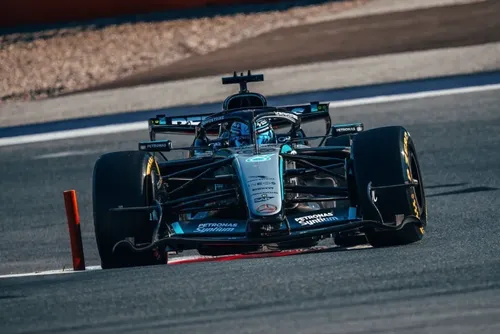 
				George Russell lidera do início ao fim e vence GP da Áustria de Fórmula 1
			
			