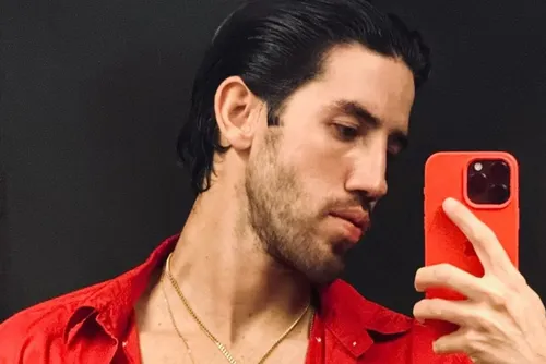 
				Influenciador expõe cliente que tentou dar calote em motel e viraliza
			
			