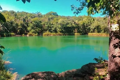 
				"Lagoa sem fundo": mistério sobre profundidade de poço viraliza na web
			
			