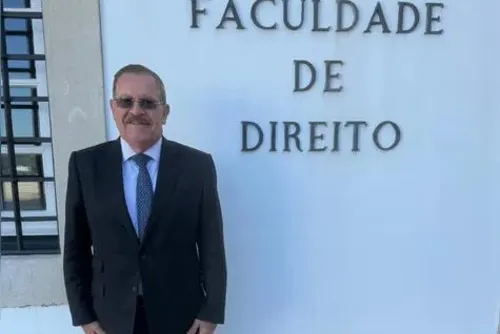
				Ministro Humberto Martins participa como palestrante do 31º Seminário de Verão de Coimbra
			
			