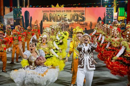 
				Na final do Forró & Folia, Dona Dadá aposta na tradição e encanta com espetáculo sobre os andarilhos do Nordeste
			
			