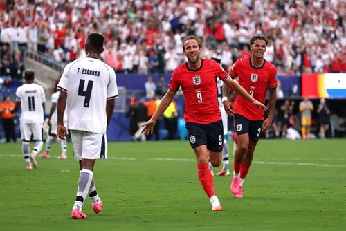 
				Panamá encerra 1ª fase da Copa como única seleção sem marcar gols
			
			